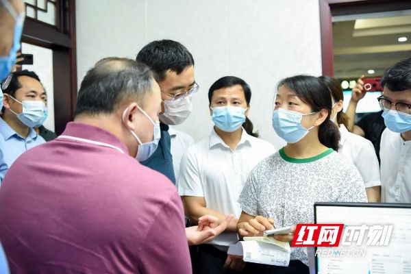 无为最新医保套现24小时微信方法分析(最方便真实的无为医保卡提现套取微信方法)